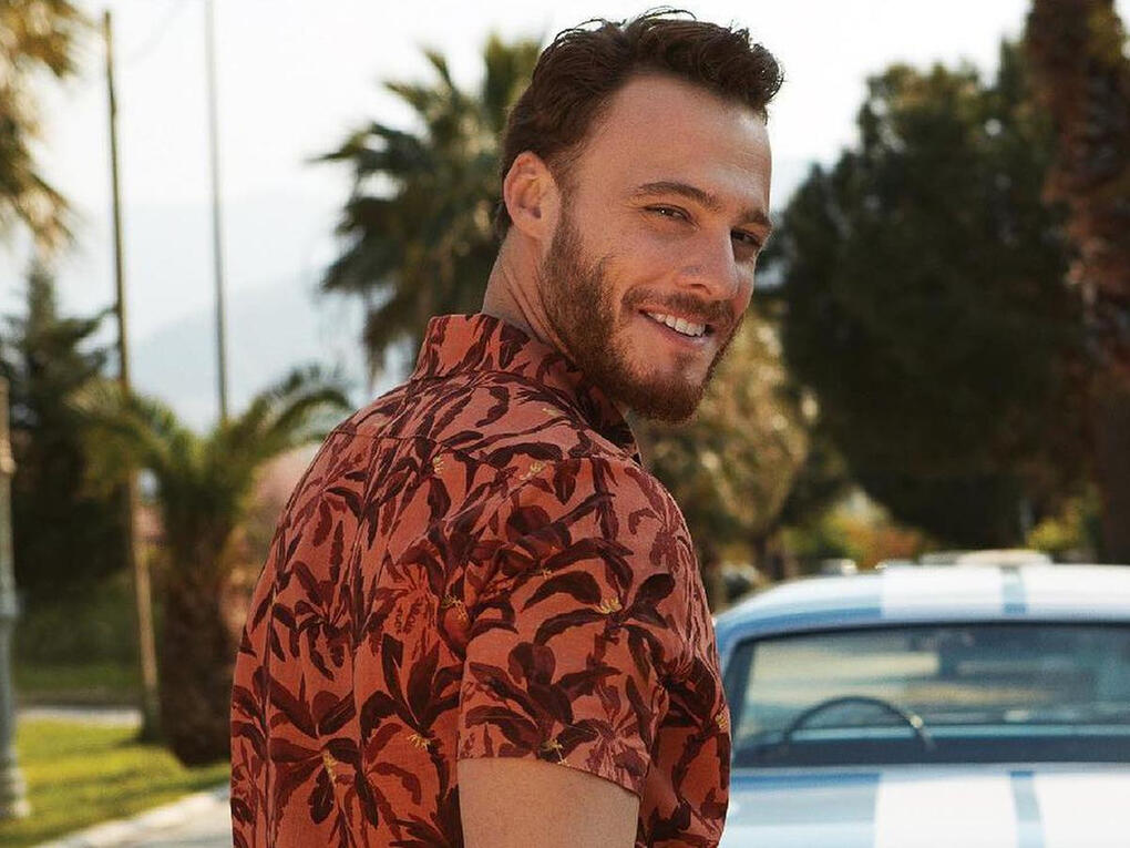 Kerem Bürsin Education